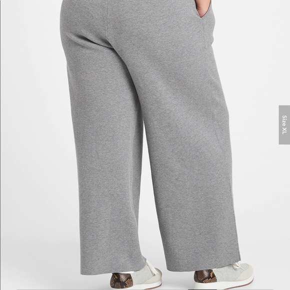 Banana Republic Wide Leg High Rise Pants - Picture 3 of 8